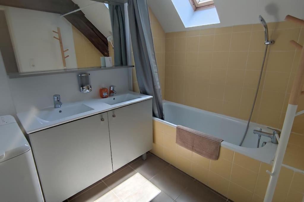 Superbe Duplex « Le Grevy » Apartment Dole Bagian luar foto